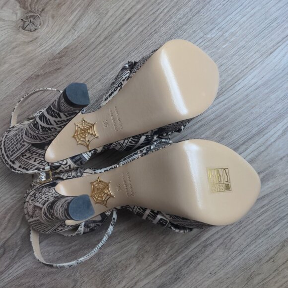 Charlotte Olympia Gazette News Print Platform Peep Toe Heels - Picture 11 of 12